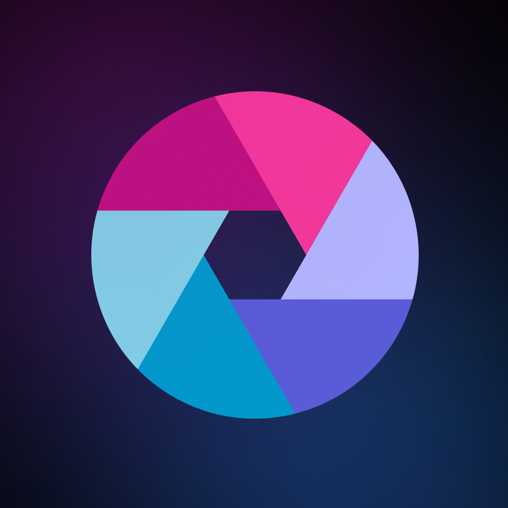 Pixlr app icon with a blue flat minimalist circle design featuring a camera shutter.